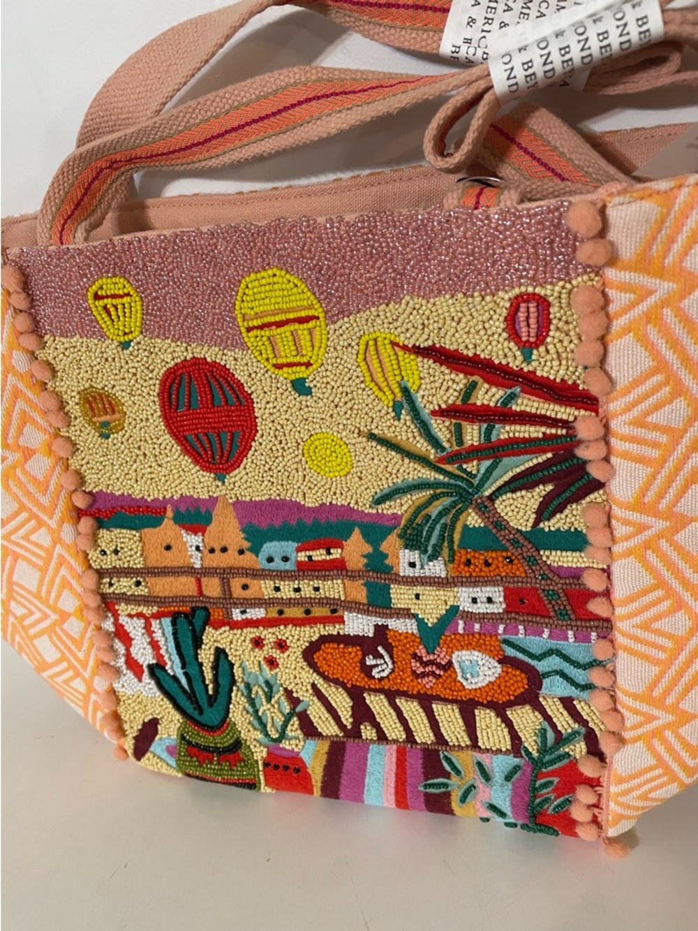 America & Beyond Beaded Bag - Picture 2 of 10